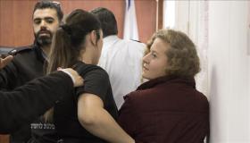 محكمة إسرائيلية تمدد إحتجاز الطفلة الفلسطينية عهد التميمي أربعة أيام بدعوى خطورتها