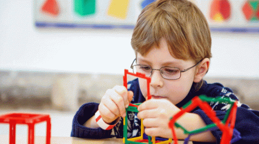 التوحد | أعراضه وأسبابه وعلاجه وأهم سماته