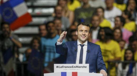 استطلاعات رأي تظهر خروج فرانسوا فيون من الجولة الأولى لإنتخابات الرئاسة الفرنسية