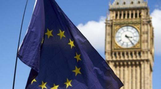 البرلمان البريطاني يطلق يد الحكومة للبدء في بريكست وتخوفات من استقلال اسكتلندا