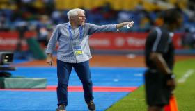 مدرب الكاميرون السابق: رفضت الزمالك حتى لا أخاطر باسمي