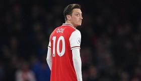 أرتيتا يرد على تصريحات أوزيل: “ضميري مرتاح لاستبعاده من الفريق”