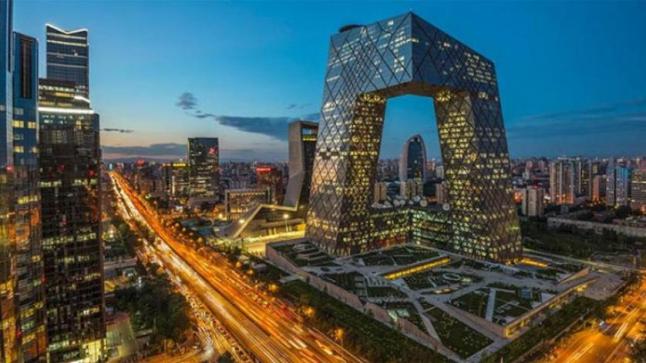 بكين تتهم واشنطن بالإضرار بسلاسل التوريد العالمية