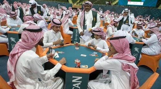 كازينوهات على الإنترنت للاعبين العرب: دليل شامل