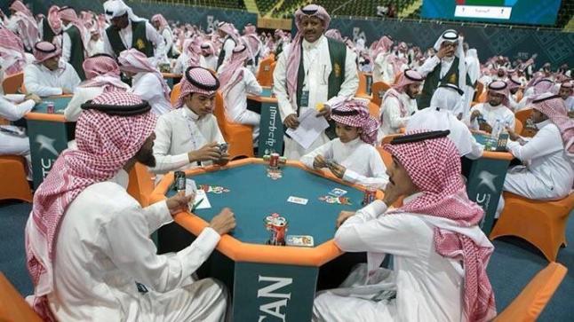 كازينوهات على الإنترنت للاعبين العرب: دليل شامل