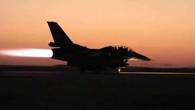 مقاتلات التحالف العربي تشن غارات كثيفة على عدد من المواقع في العاصمة اليمنية صنعاء