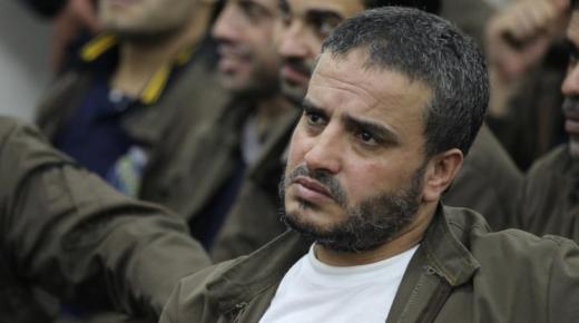 أهالى مسقط رأس الدقامسة يحتفلون بخروجه من السجن بعد منتصف الليل