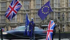 ماي تستقبل كبير مفاوضي الاتحاد الأوروبي قبيل مفاوضات بريكست الجديدة