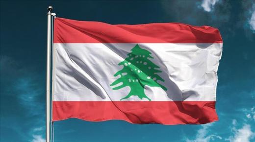 الجالية الفلسطينية في لبنان تنظم وقفة احتجاجية أمام مقر الأمم المتحجة بالعاصمة بيروت