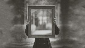 تفسير حلم رؤية المرايا في المنام