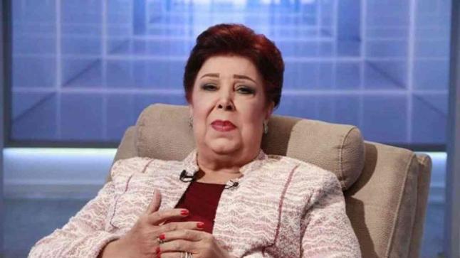 “جعلها تبكي”.. ابنة رجاء الجداوي تكشف موقفا مؤثرا جمعها بمحمود ياسين