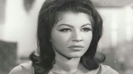 تعليق حلا شيحة على وفاة الفنانة شويكار