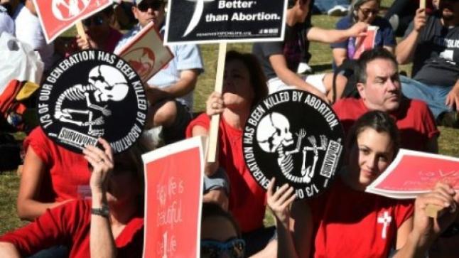 محكمة فيدرالية أمريكية تنتصر للنساء ضد قرار أصدره الرئيس الأمريكي دونالد ترامب