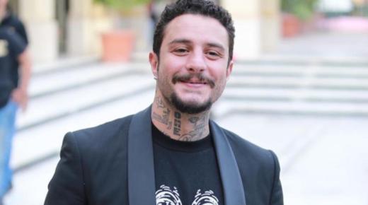 أحمد الفيشاوي يهاجم محمد رمضان: “الدنيا مولعة للرد على المدعو نمبر 1”