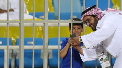 بكلمات مؤثرة جماهير النصر تودع آل سويلم