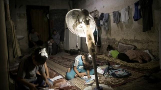 الحكومة الفلسطينية تكشف عن طلبها من الاحتلال الإسرائيلي إعادة تزويد قطاع غزة بالكهرباء