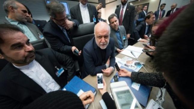 وزير النفط الإيراني يكشف عن ضغوط إقليمية ودولية تمارس على شركات النفط لعدم العمل في إيران