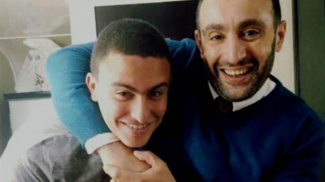 “أحمد السقا الصغير”.. تعليق الجمهور بعد انتشار صور ابن أحمد السقا في حفل تخرجه