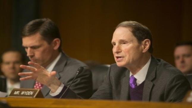 أعضاء الحزب الديمقراطي بمجلس الشيوخ الأمريكي يعرقلون إقرار تعيين وزيري الخزانة والصحة