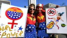 استمرار خروج المظاهرات النسوية المناهضة للرئيس الأمريكي دونالد ترامب