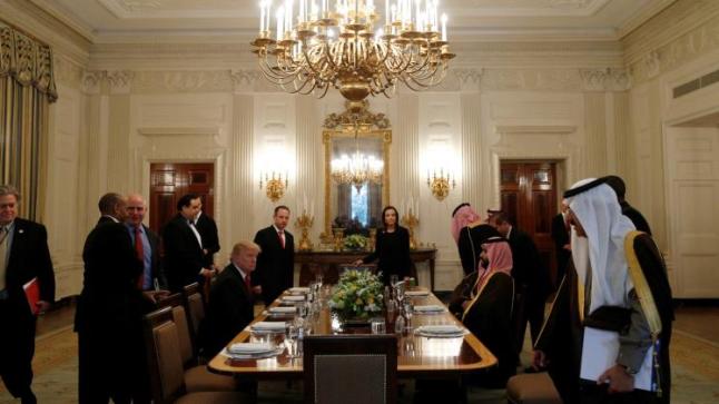 الأمير محمد بن سلمان يشيد بنتائج اللقاء التمهيدي مع الرئيس الأمريكي