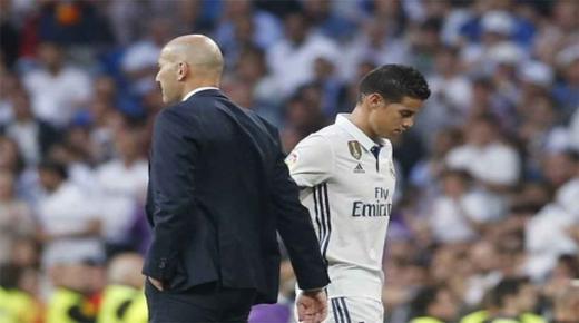 تقارير .. خاميس سبب تخوف إدارة ريال مدريد من زيدان