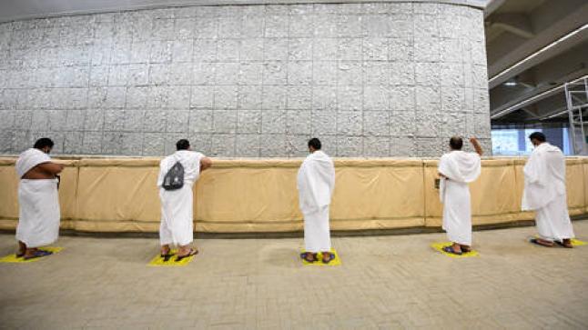 قيود صارمة.. السعودية تفرض ضوابط على رمي الجمرات وحلاقة الحجاج