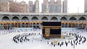 كيف تحصل على تصريح لأداء العمرة؟.. وزارة الحج تجيب
