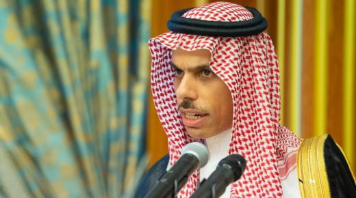 لقاءات مكثفة لوزير الخارجية خلال مؤتمر حوار المنامة