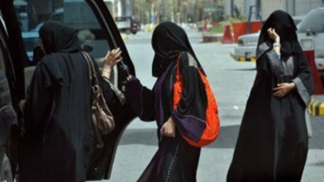 نساء المملكة العربية السعودية ستتمكن من قيادة الدراجات النارية والشاحنات منتصف العام القادم