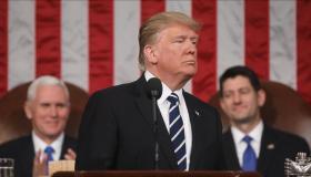 ترامب يلوح بورقة المهاجرين الصغار لمواجهة رفض الديمقراطيين تمويل الجدار الحدودي مع المكسيك