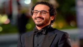 أحمد حلمي يشارك في تحدي الطفولة .. وينشر تعليقا طريفا