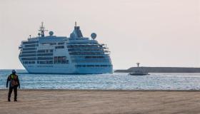 بيان من شركة البحر الأحمر حول عودة سفينة “كروز” إلى الميناء بعد الاشتباه في إصابة بـ”كورونا”