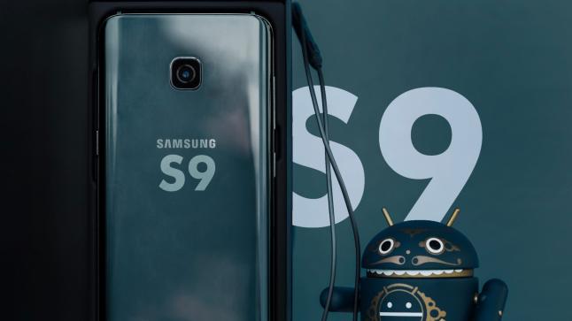شاشات الهاتفينGalaxy S9/S9+ تكون عكس كافة التوقعات