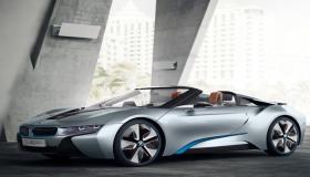 تصريحات شركة BMW عن سيارة BMW i8 Roadster التي ستصدر في 2018