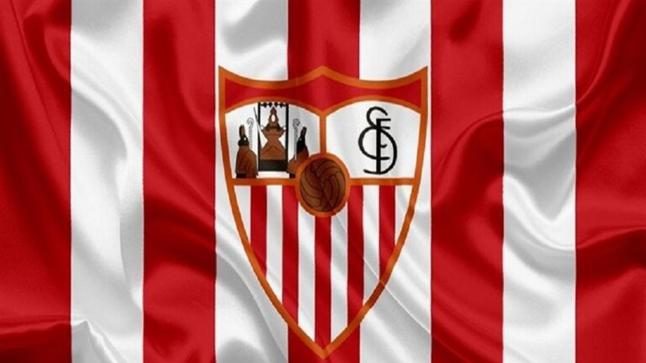 بـ70 مليون يورو .. إشبيلية يرفض عرض مانشستر سيتي للحصول على خدمات مدافعه