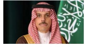 وزير الخارجية يعقد جلسة مباحثات رسمية مع نظيرة الروسي