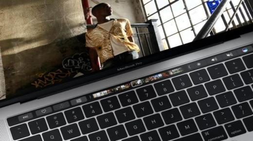 تصريحات بعض مستخدمي حواسيب MacBook Pro الذين يشتكون من ضعف بطاريات أجهزتهم
