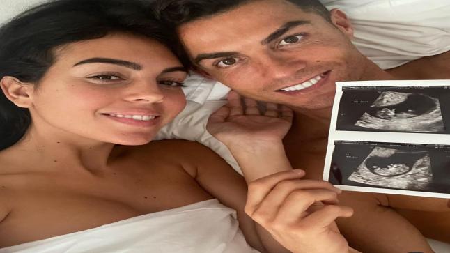 رونالدو ينتظر في انتظار توأم جديد