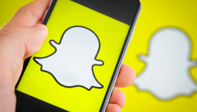 تقرير يوضح حصول شركة Snap Inc على براءة الفلاتر الجغرافية من شركة Mobli