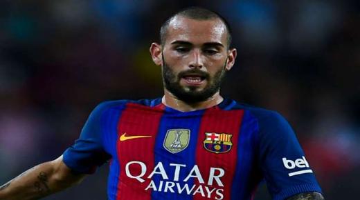 فيدال: لا أريد الرحيل عن برشلونة