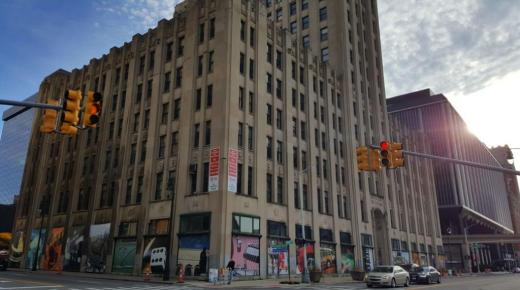 توجه الولايات المتحدة الأمريكية نحو الاهتمام بتحديث البنية التحتية المتدهورة