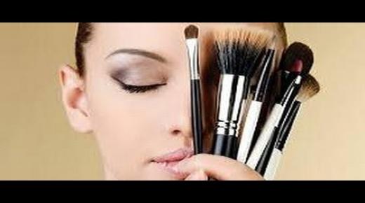 تفسير حلم وضع المكياج في المنام