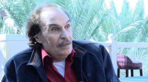 عزت العلايلي عن محمود ياسين: “كنا بنشارك في الأعمال الفنية اللي بتسقط منه”