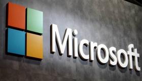 لأول مرة منذ مايو 2020.. قيمة مايكروسوفت السوقية تقترب من ابل