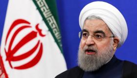 الرئيس الإيراني حسن روحاني يعازل المكسيك بانتقاد الجدار الحدودي