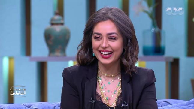 هبة مجدي تحتفل بعيد ميلاد والدتها: “ربنا ما يحرمني منك”