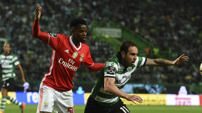 برشلونة يفاوض مدافع بنفيكا