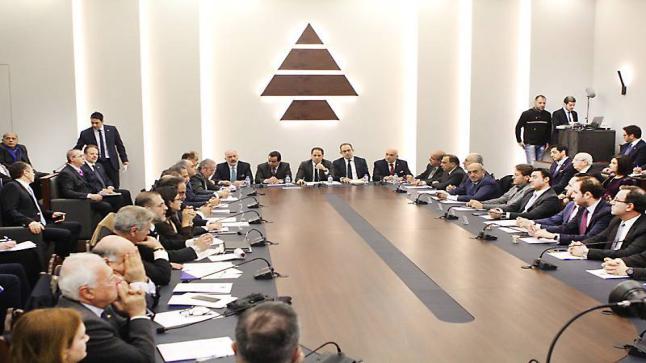 لبنان: تعزيز استثمارات القطاع الخاص للمساعدة في وقف عجز الميزانية