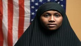 شركة أمريكية تطرد صوماليين بسبب الصلاة !!